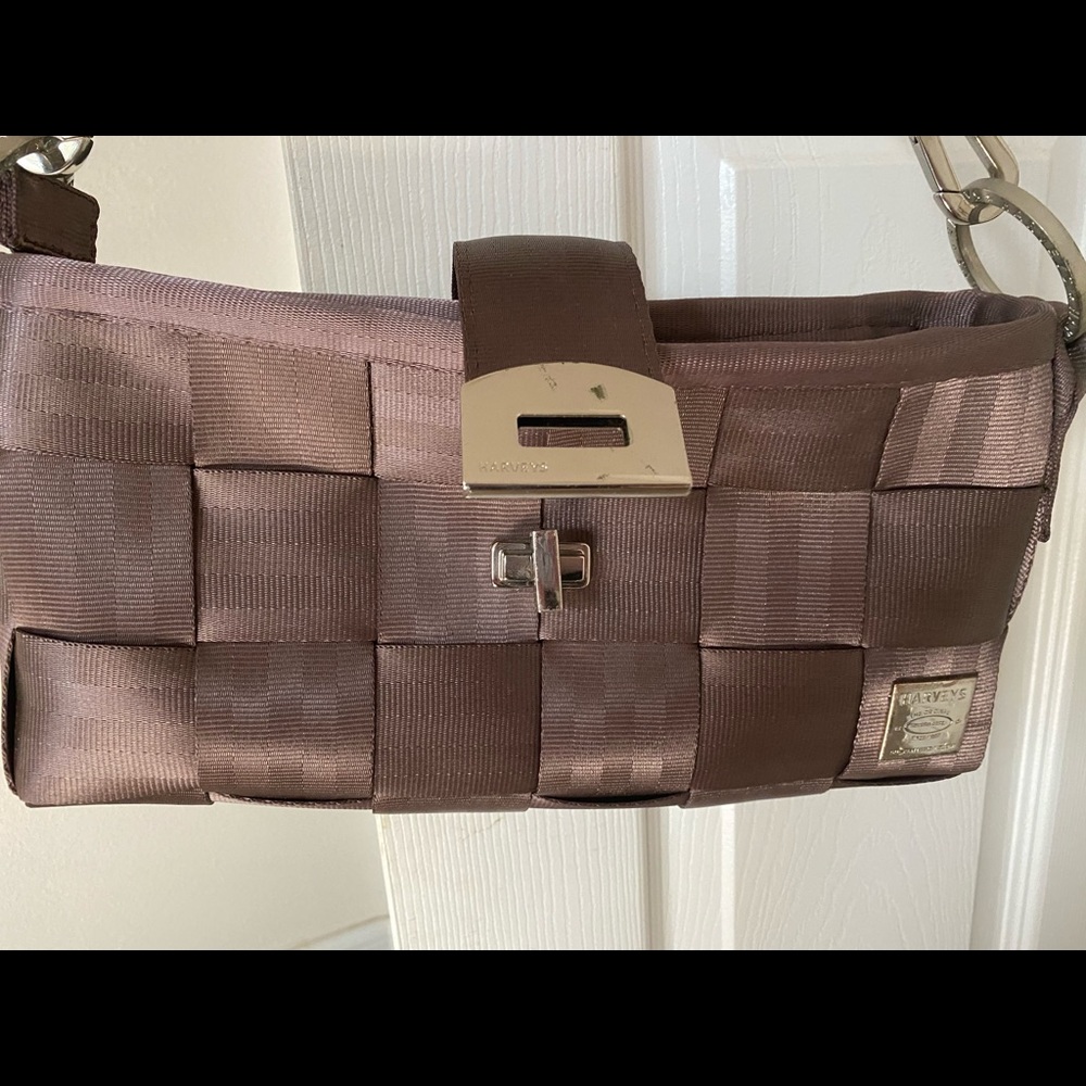 GUC Harvey’s Baguette in Espresso